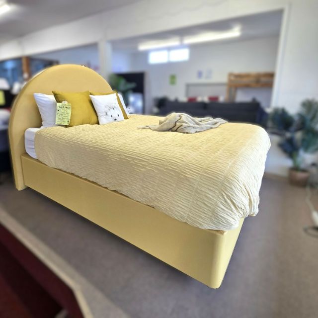 spring-yellow-bed-bundle.jpg
